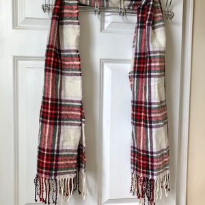 Plaid winter scarf
